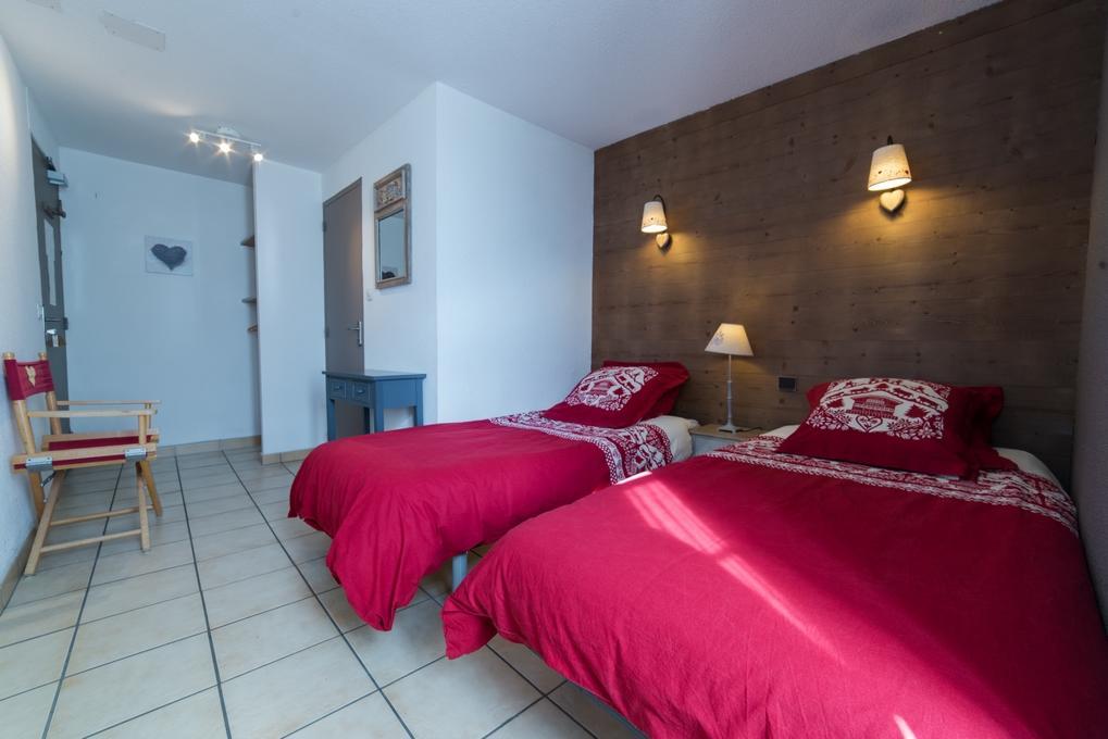 Gite La Maisonnee Sazos Exterior foto